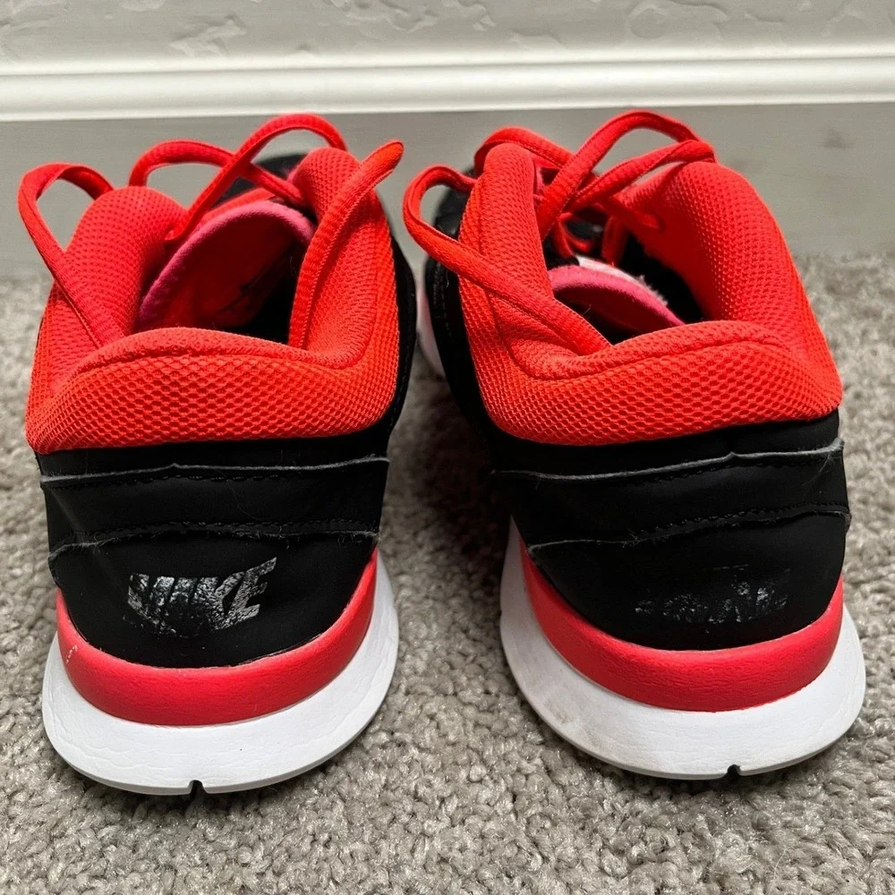 Nike In-Season TR 3 Womens Training Shoes Black Red 643083-002 Size 8